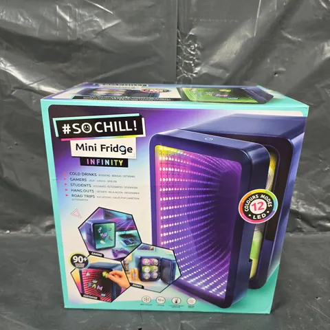 SO CHILL! MINI FRIDGE INFINITY