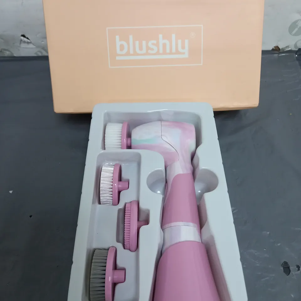 BOXED BLUSHLY CLEANSING & EXFOLIATING FACE BRUSH