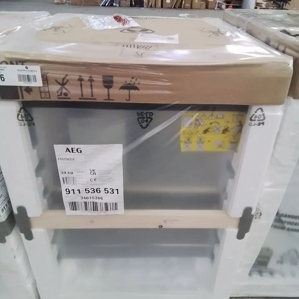 AEG FSS53637Z FULLY INTEGRATED STANDARD DISHWASHER - BLACK CONTROL PANEL - D RATED RRP £500