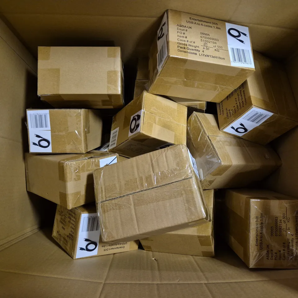 APPROXIMATELY 60 ASSORTED ELECTRICAL ITEMS TO INCLUDE USB A TO A CABLE, AT VGA CABLE, AT SCART CABLES, ETC - COLLECTION ONLY