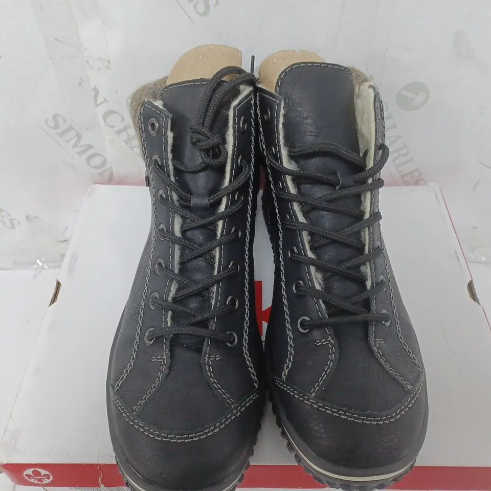 BOXED RIEKER LACE UP BOOTS IN BLACK - SIZE 39