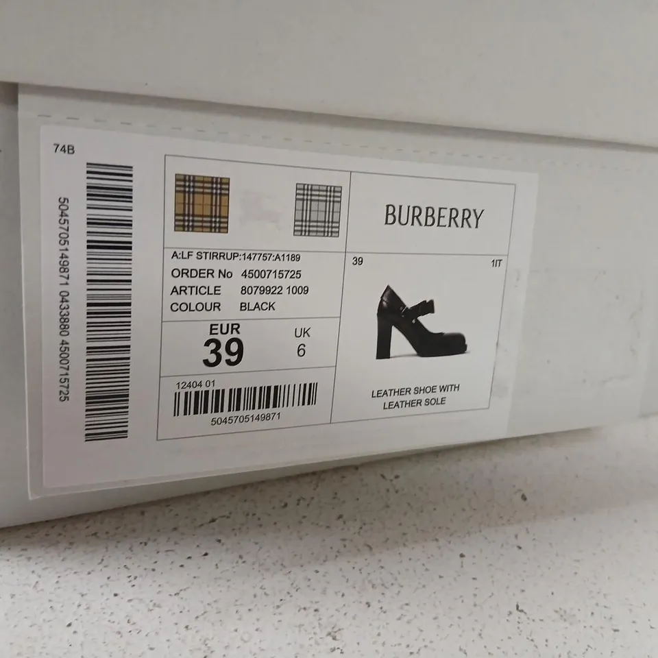 BURBERRY BLACK LEATHER HEELED SHOES WITH BUCKLED STRAP – UK 6 (EU 39)