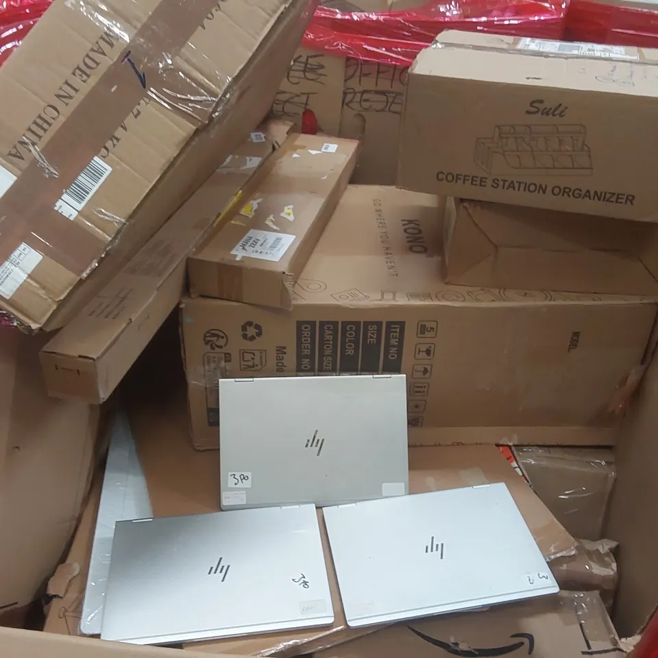 PALLET CONTAINING A LARGE QUANTITY OF ASSORTED ITEMS INCLUDING: HP LAPTOPS (UNTESTED), SUITCASE, ELECTRIC SANDER, COFFEE STATION ORGANIZER, WALL MOUNTED RETRACTABLE HOSE ECT