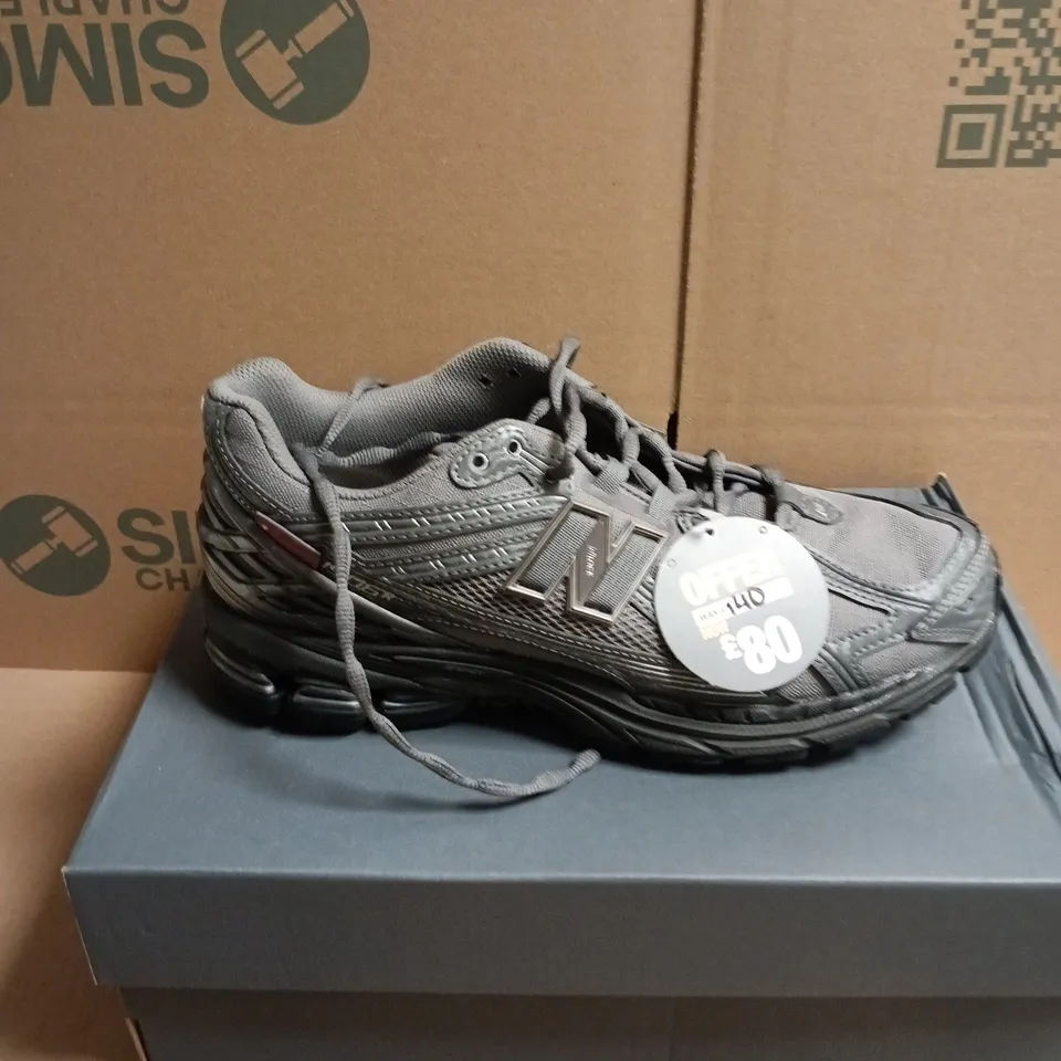 BOXED PAIR OF NEW BALANCE 1906R TRAINERS IN GREY - 9