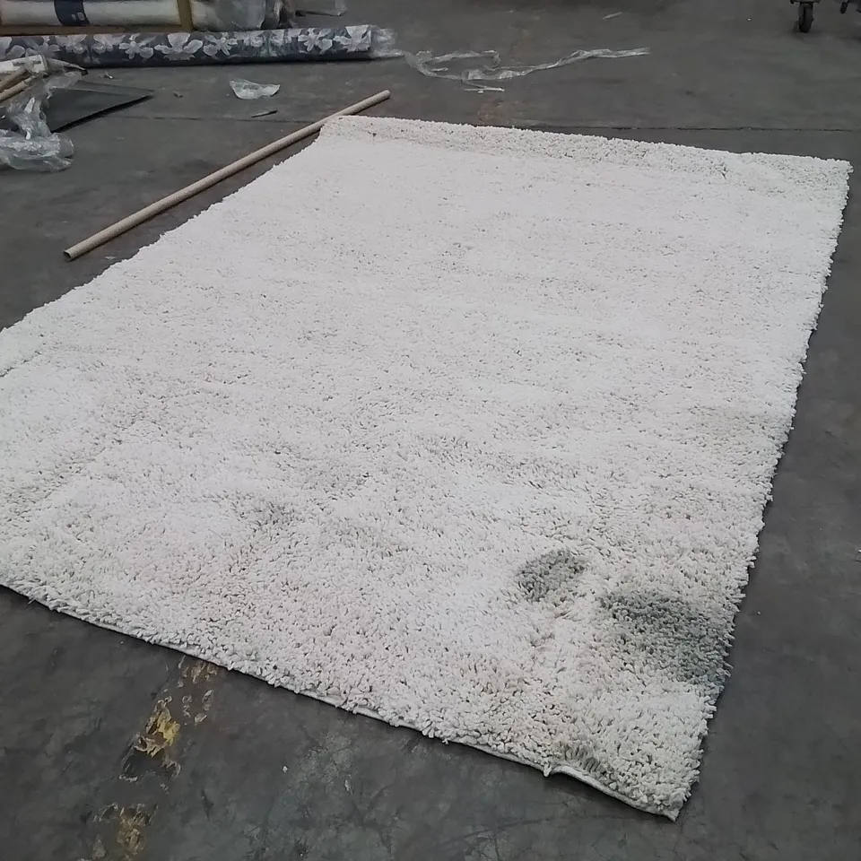 QUALITY DESIGNER AREA RUG - APPROXIMATELY 280X200CM