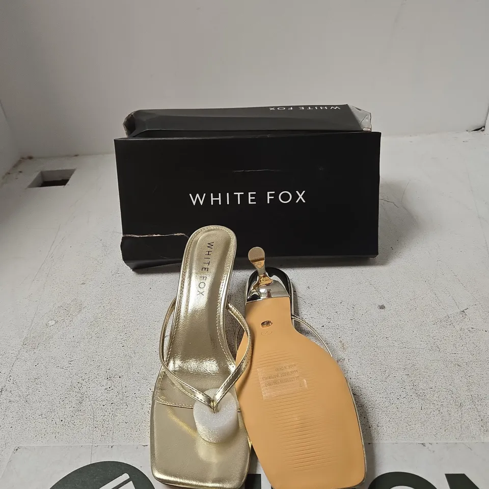 WHITE FOX GOLD METALLIC SANDALS – WOMEN'S OPEN-TOE HEELED SANDALS - UK 7