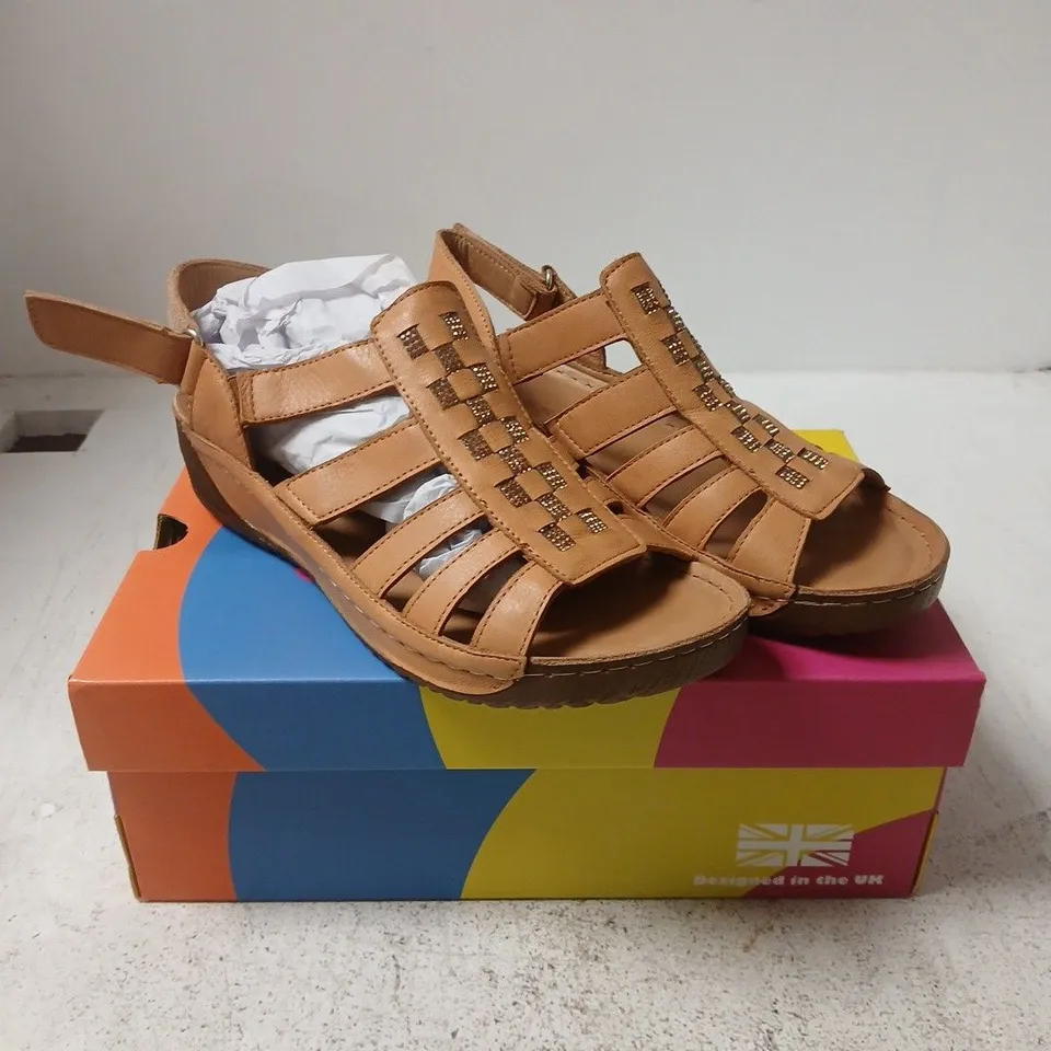 ADESSO EDITH LEATHER SANDALS – 6