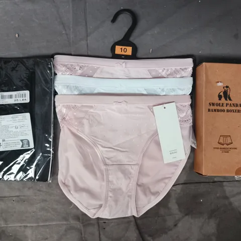 BOX OF APPROXIMATELY 20 ASSORTED CLOTHING AND FASHION PRODUCTS IN VARIOUS STYLES AND SIZES - COLLECTION ONLY