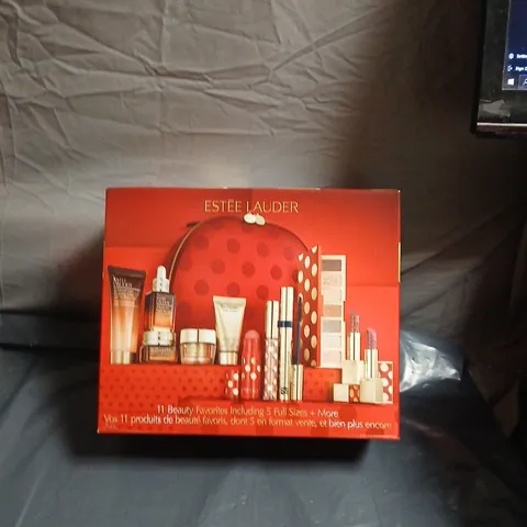 ESTEE LAUDER 11 BEAUTY FAVORITES GIFT SET – MAKE-UP GIFT BOX