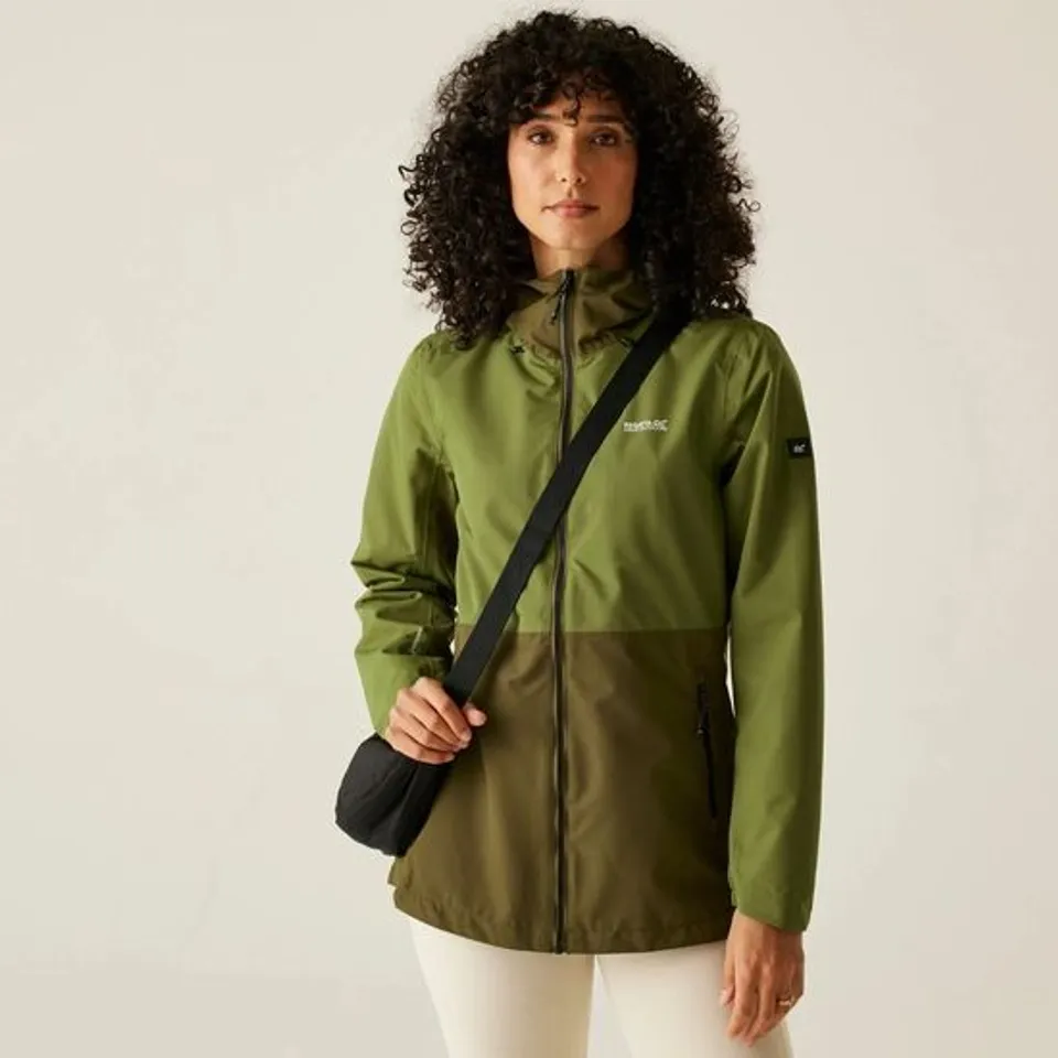 BRAND NEW REGATTA WOMEN'S HAMARA IV WATERPROOF JACKET IN NEPHRITE GREEN - UK 10