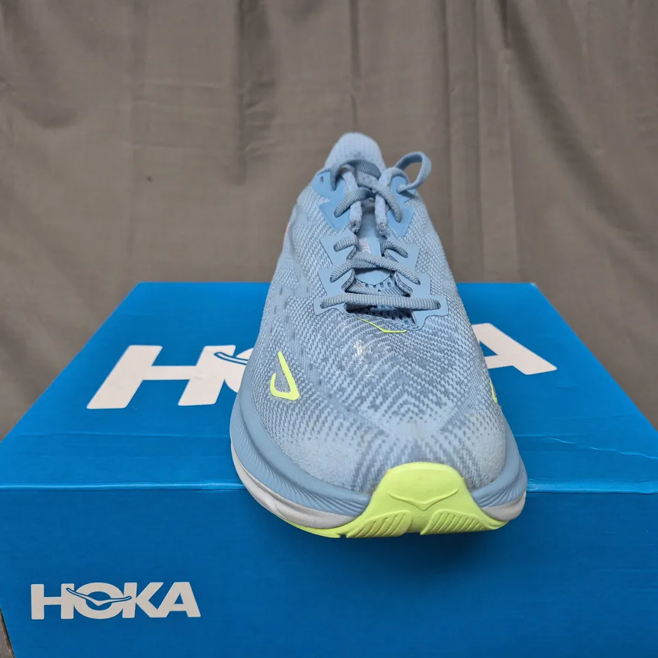 BOXED HOKA CLIFTON WOMENS TRAINERS - SIZE 7