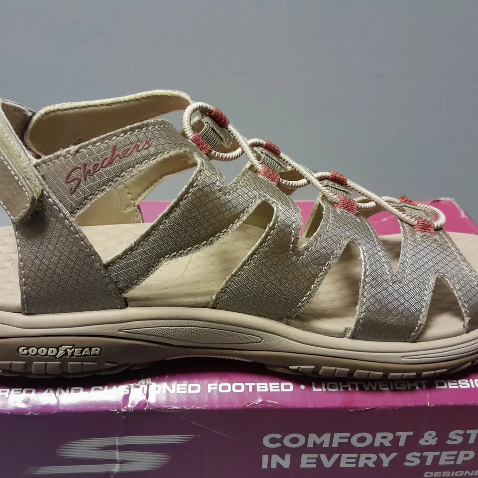 BOXED SKETCHERS GOWALK FISHERMAN SANDALS IN TAUPE - SIZE 6