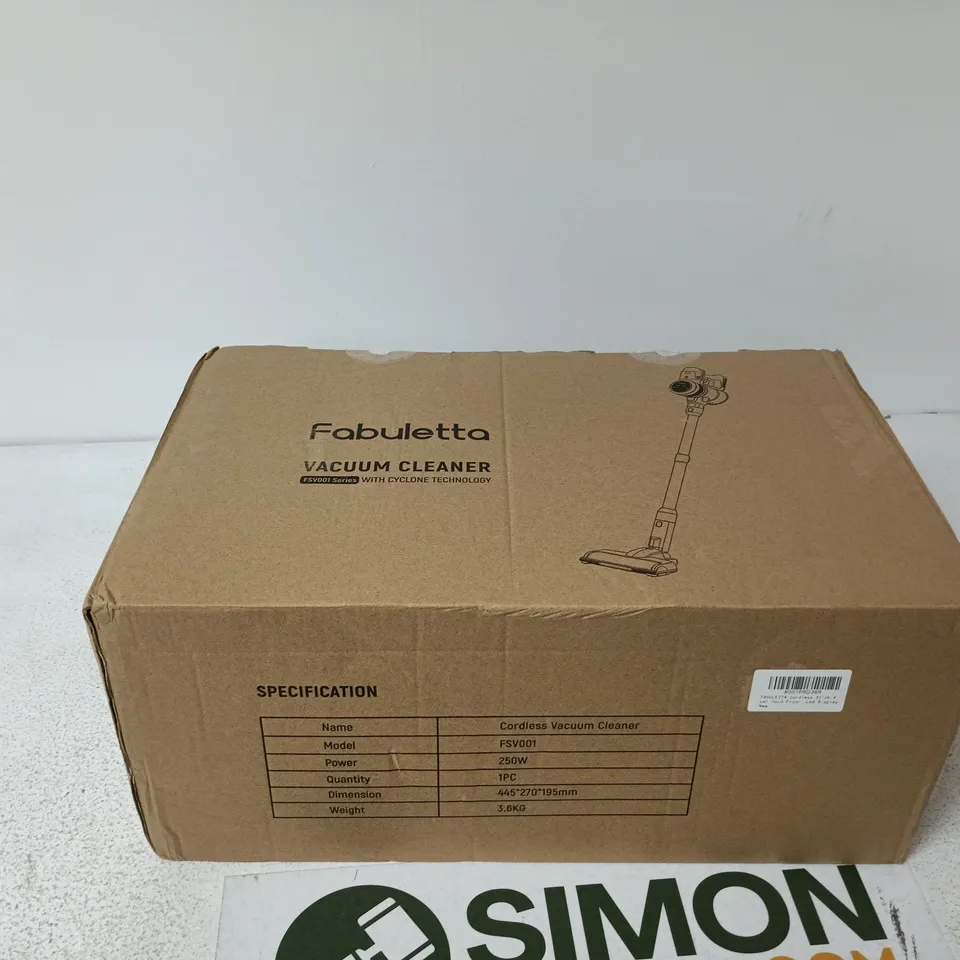 FABULETTA VACUUM CLEANER BOXED