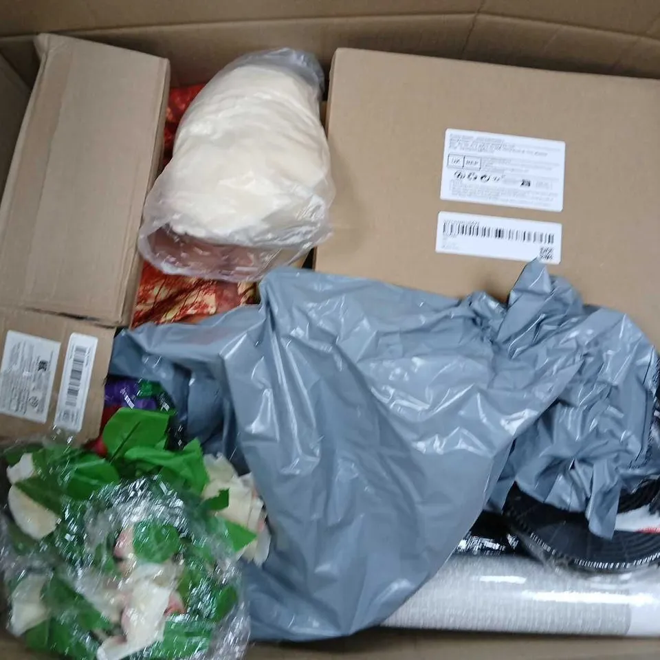 APPROXIMATELY 20 ASSORTED HOUSEHOLD ITEMS TO INCLUDE WALLPAPER, FAUX PLANT DECOR, WALL STICKERS, ETC