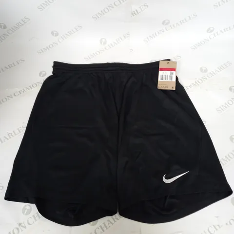 NIKE CASUAL SHORTS SIZE L