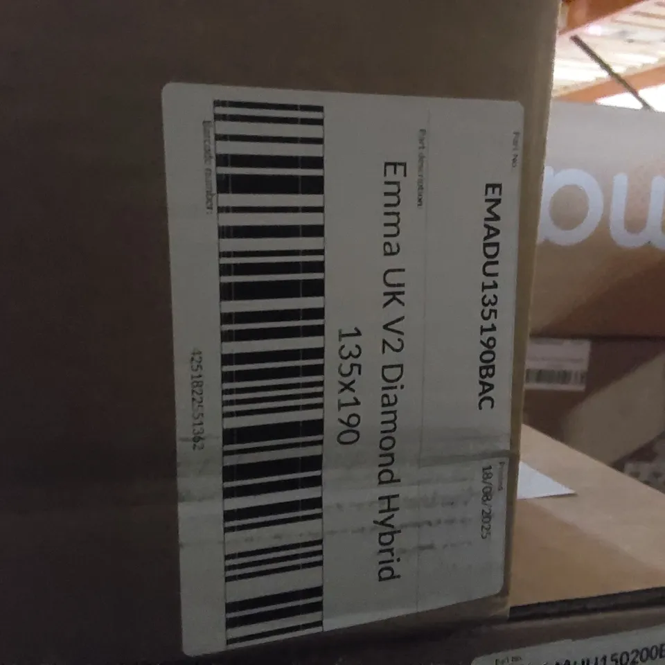 BRAND NEW BOXED EMMA UK V2 DIAMOND HYBRID 135 x 190 DOUBLE MATTRESS