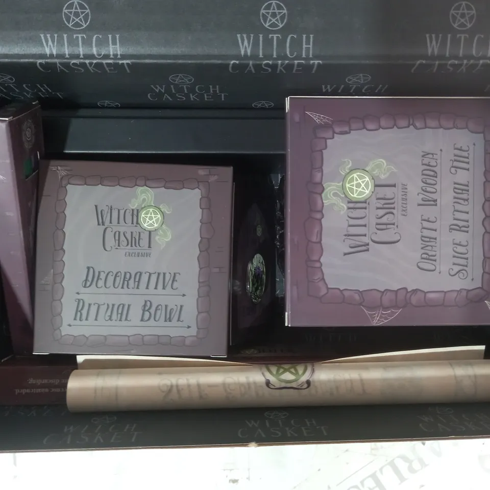 BOXED WITCH CASKET GIFT SET