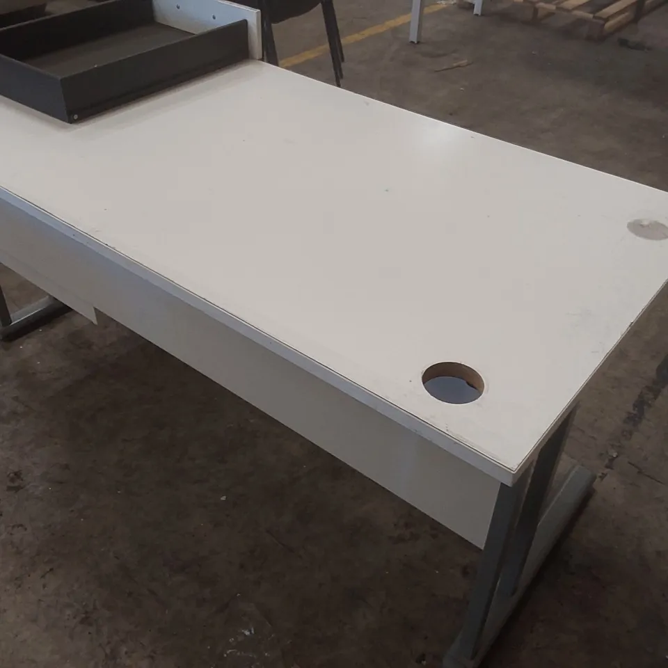 WHITE OFFICE DESK WITH INTEGRATED DRAWER