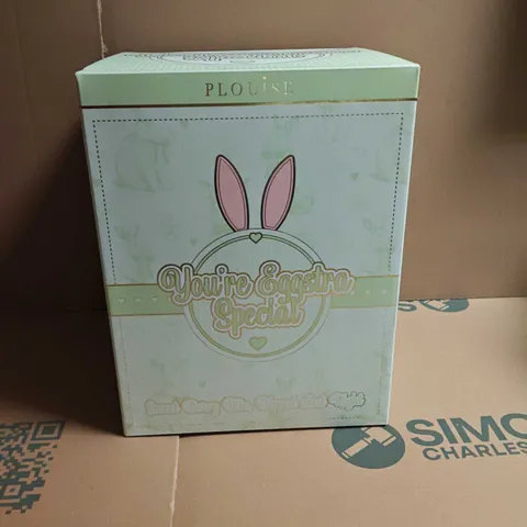 P LOUISE YOU'RE EGGSTRA SPECIAL BOX – EASTER-THEMED MAKEUP GIFT