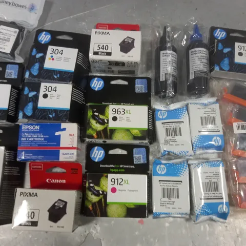 LOT OF ASSORTED PRINTER CARTRIDGES TO INCLUDE HP, CANON AND PITNEY BOWES