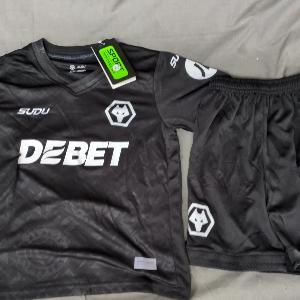 KID'S WOLVERHAMPTON WANDERERS GOAL KEEPER KIT SIZE 20