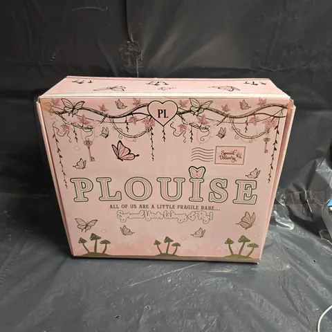 BOXED P.LOUISE ALL OF US ARE A LITTLE BIT FRAGILE BABE SPREAD YOUR WINGS AND FLY GIFT SET