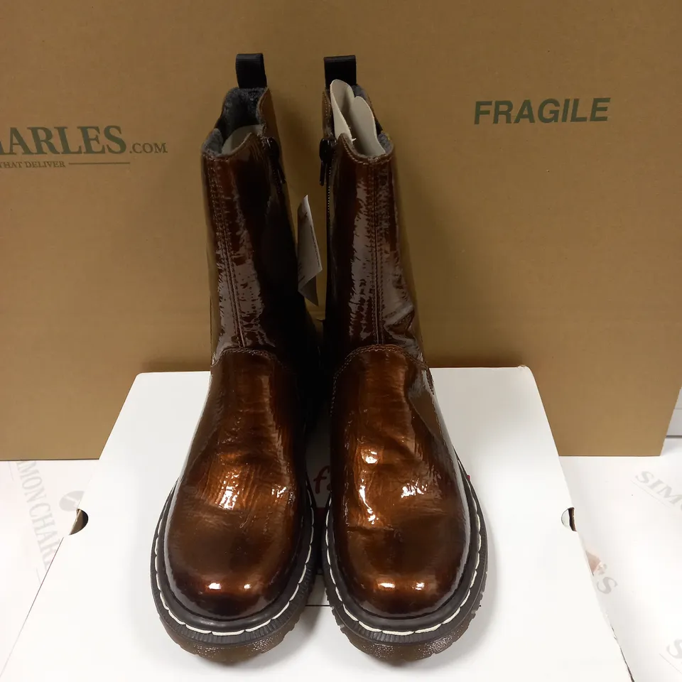 RIEKER TALL CHELSEA BOOT BRONZE - SIZE 6