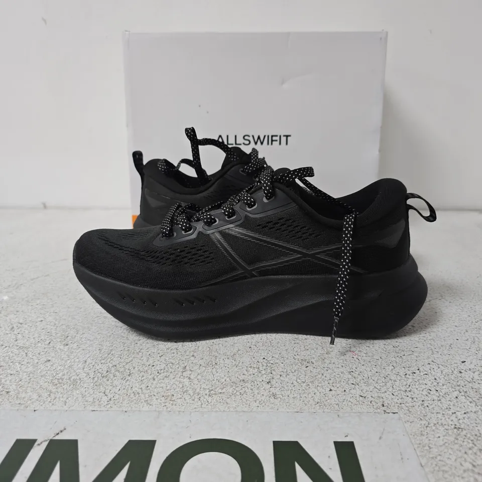 ALLSWIFT BLACK TRAINERS – UK 7 (EU 40.5)