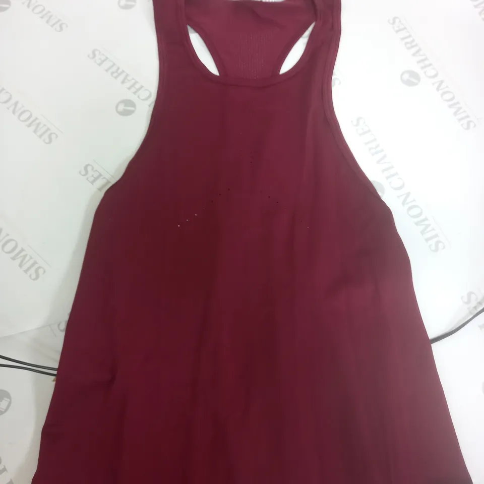 GYMSHARK SWEAT SEAMLESS LONGLINE TANK - S