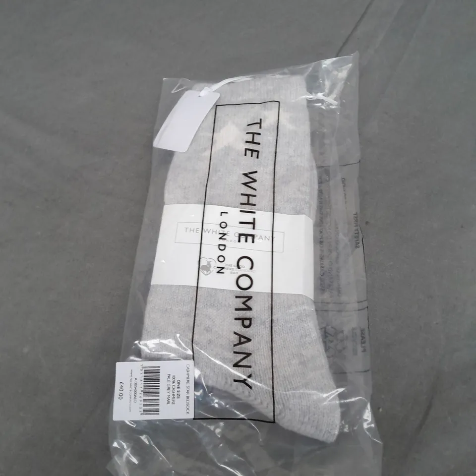 BAGGED THE WHITE COMPANY CASHMERE STAR BEDSOCK IN PALE GREY MARL ONE SIZE