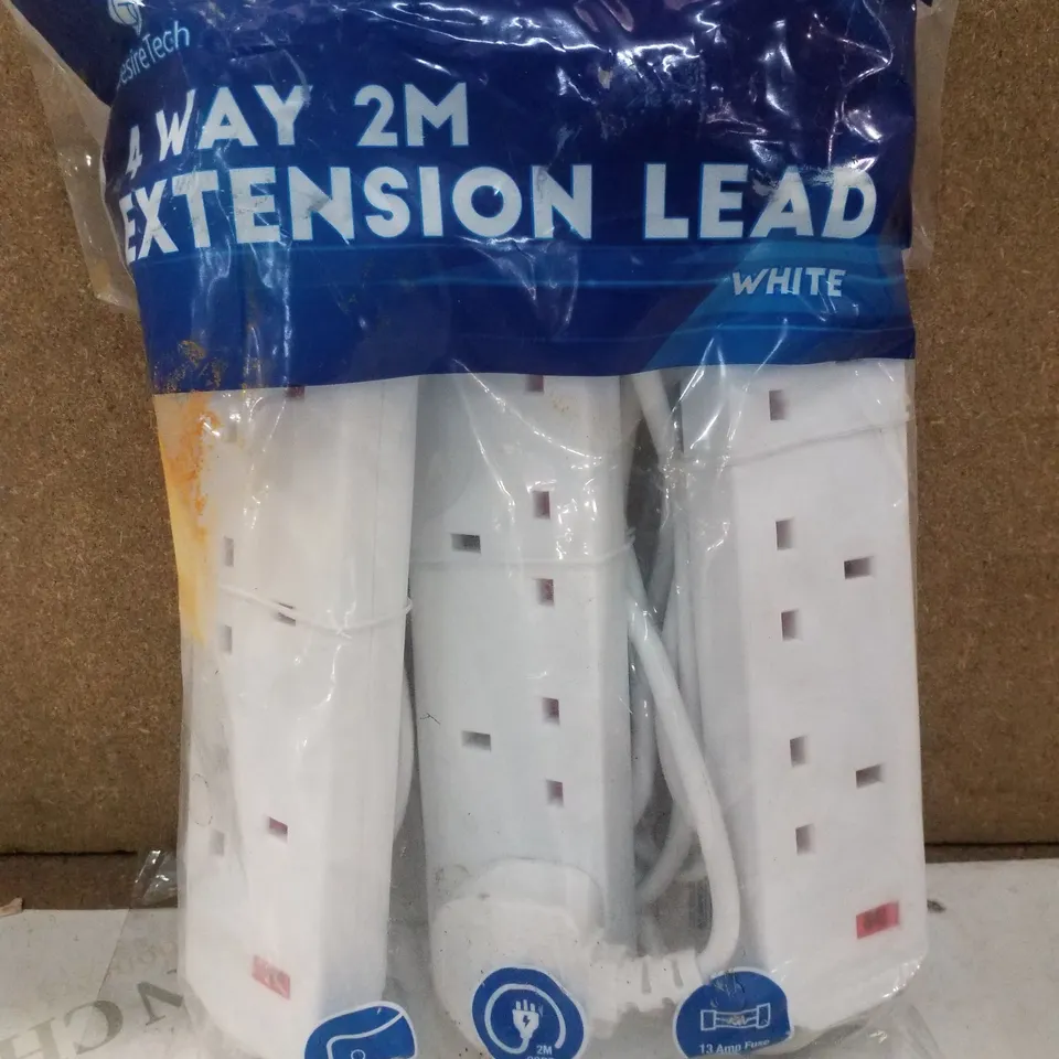 DESIRE TECH SET OF 3 4-WAY 2M EXTENSION LEADS - WHITE