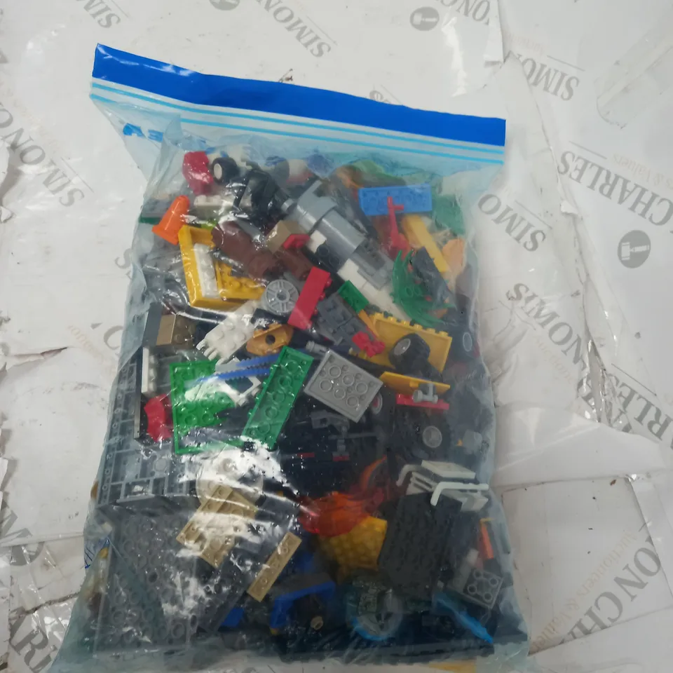 BAG OF ASSORTED LEGO PIECES