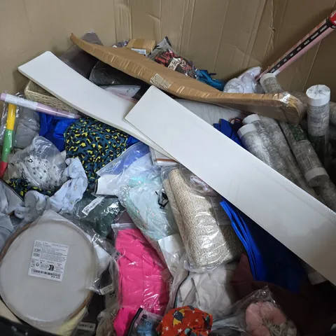 PALLET OF APPROXIMATELY 50 ASSORTED ITEMS INCLUDING WALLPAPER , CLOTHING ITEMS , WEAVED STORAGE BASKET AND DRY WIPE MARKERS