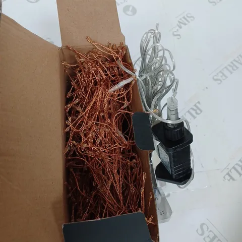VINE LIGHTS 640 PURE WHITE LEDS