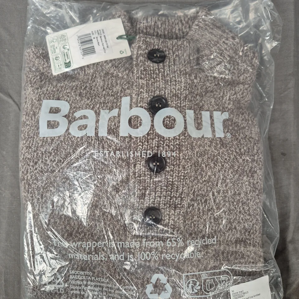 BAGGED BARBOUR SID HALF ZIP KNITTED JUMPER IN STONE MARL - MEDIUM