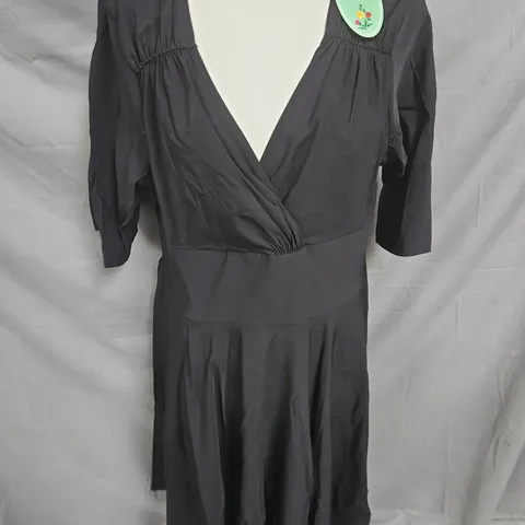 COLLECTIF TRIXIE SWING DRESS IN BLACK SIZE 20
