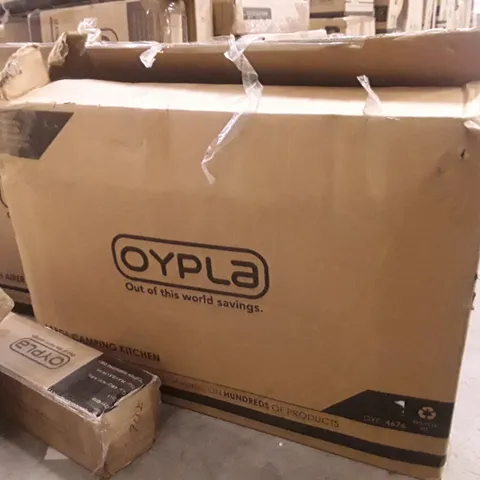 BOXED OYPLA LARGE CAMPING KITCHEN 