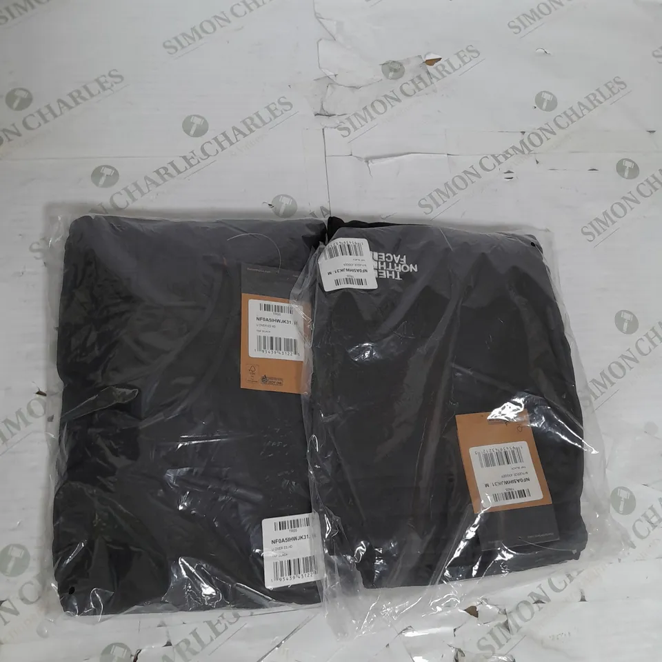 THE NORTH FACE HOODIE AND JOGGER SET IN BLACK SIZE M