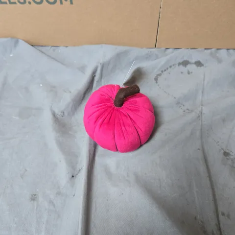 BOX OF APPROXIMATELY 200 HOBBYCRAFT PLUSH PUMPKINS – PINK, DECORATIVE ORNAMENTS