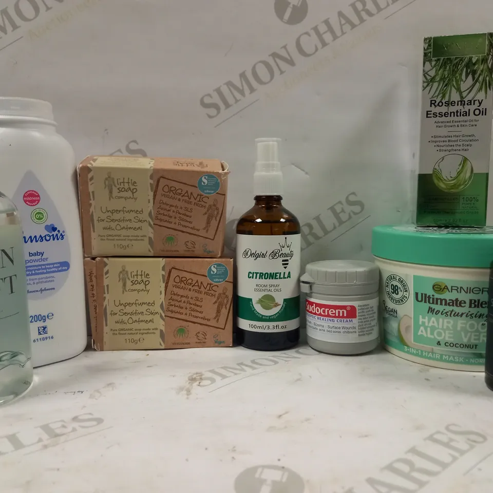 LOT TO CONTAIN APPROXIMATELY 25 ASSORTED WOMENS HEALTHCARE AND BEAUTY PRODUCTS, INCLUDES SOAPS, ESSENTIAL OILS AND CREAMS