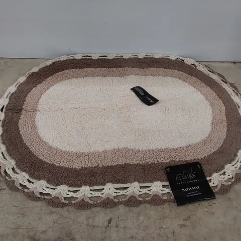 BAGGED SAMUEL'S BATH MAT (1 ITEM)