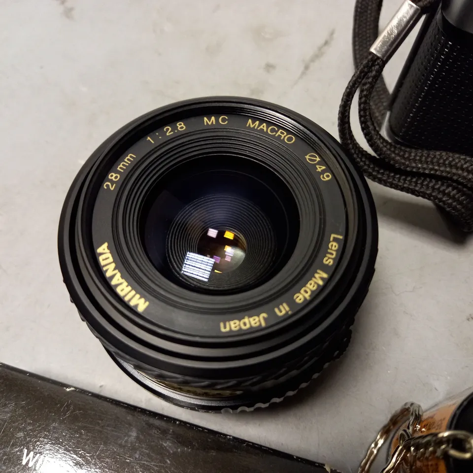 OLYMPUS TRIP 35 CAMERA WITH MIRANDA 28MM MACRO LENS, MULTI DEDICATED 700CD FLASH AND ADAPTERS IN CARRY BAG