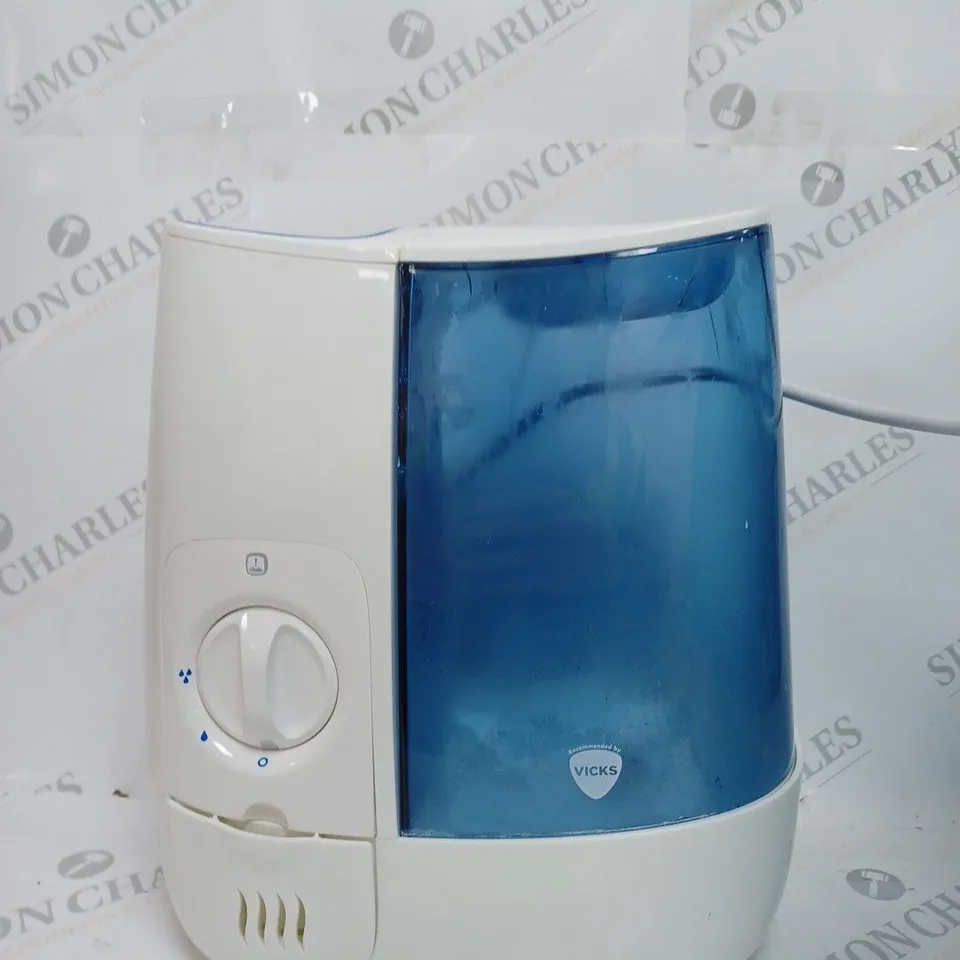 BOXED VICKS WARM MIST HUMIDIFIER