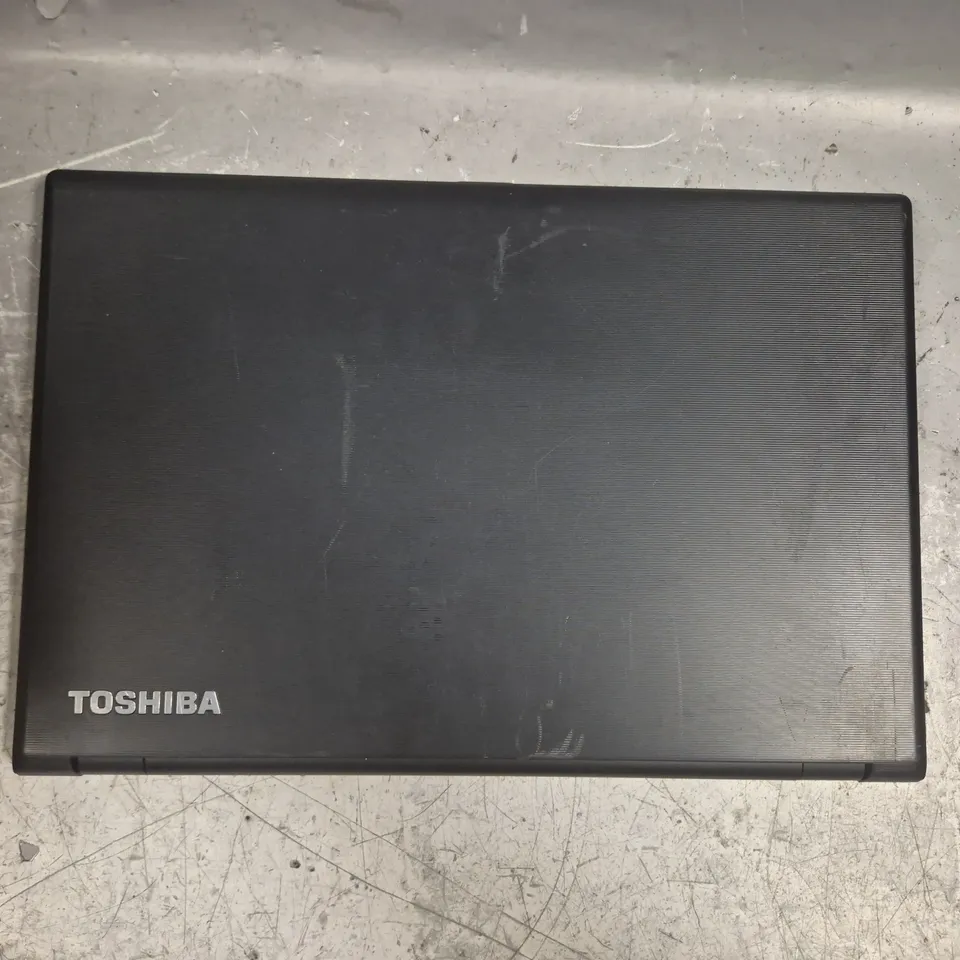 TOSHIBA SATELLITE PRO R50-B LAPTOP