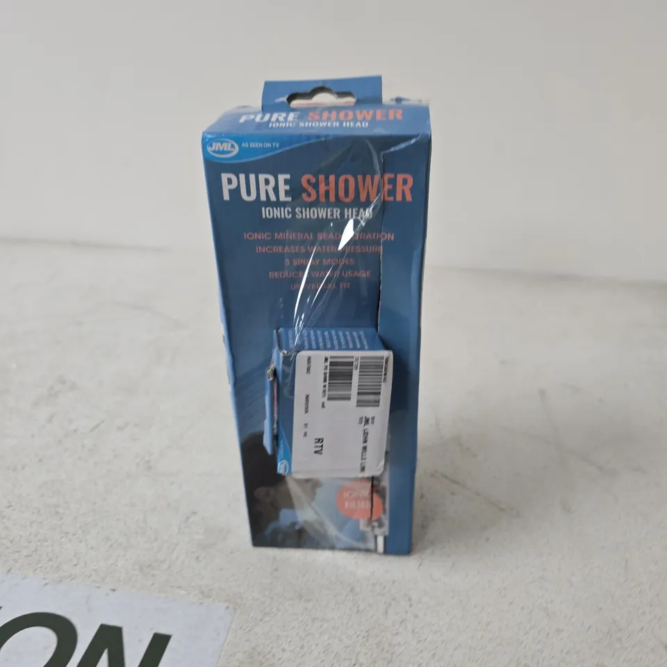 BOX OF APPROXIMATELY 12 ASSORTED ITEMS INCLUDING PURE SHOWER ICONIC SHOWER HEAD AND FAST FIT STICKY ROLLER