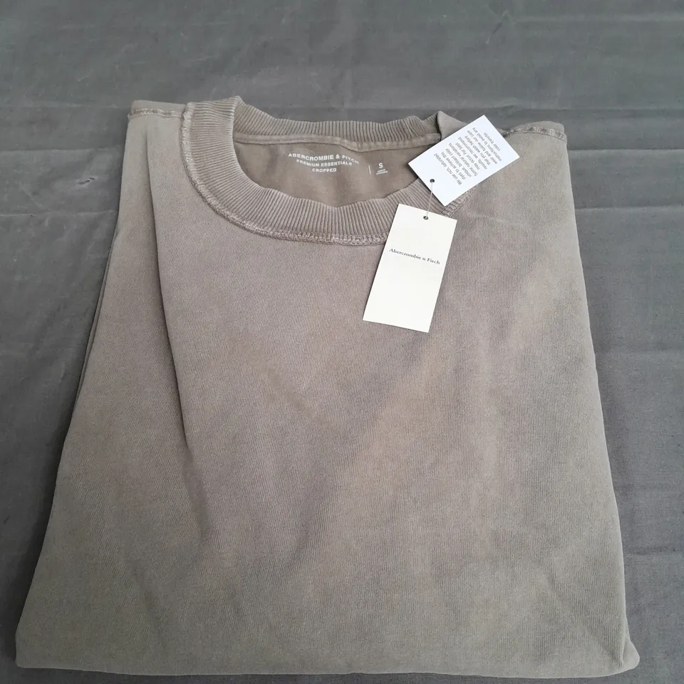 ABERCROMBIE PREMIUM ESSENTAILS CROPPED TOP - SMALL