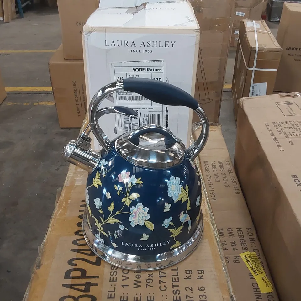 BOXED LAURA ASHLEY 2.5L STOVE TOP KETTLE