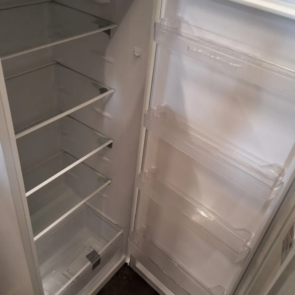 ENGLISH ELECTRIC EEL240H UPRIGHT LARDER FRIDGE 242L