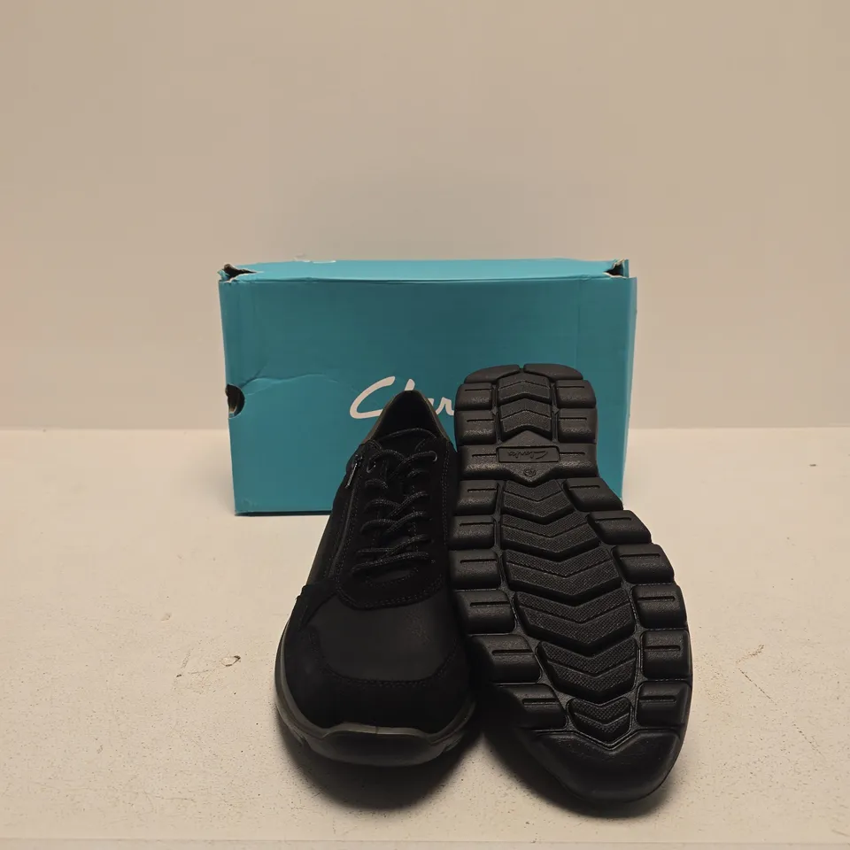 CLARKS BLACK TRAINERS – MEN SIZE UK 10G