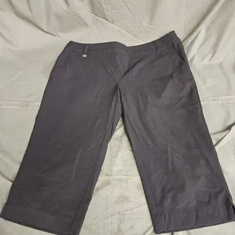 CALVIN KLEIN GOLF CROPPED TROUSERS IN BLACK SIZE 18